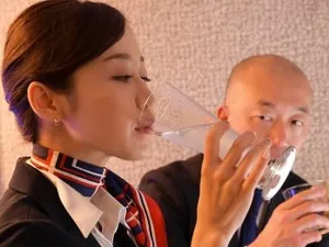 Dù chồng rất tốt nhưng vợ mới cưới của con trai cũng dần sa đọa trước bố chồng tà dâm