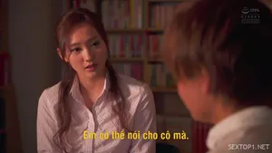 Học sinh nữ hư hỏng và ông anh hàng xóm số hưởng