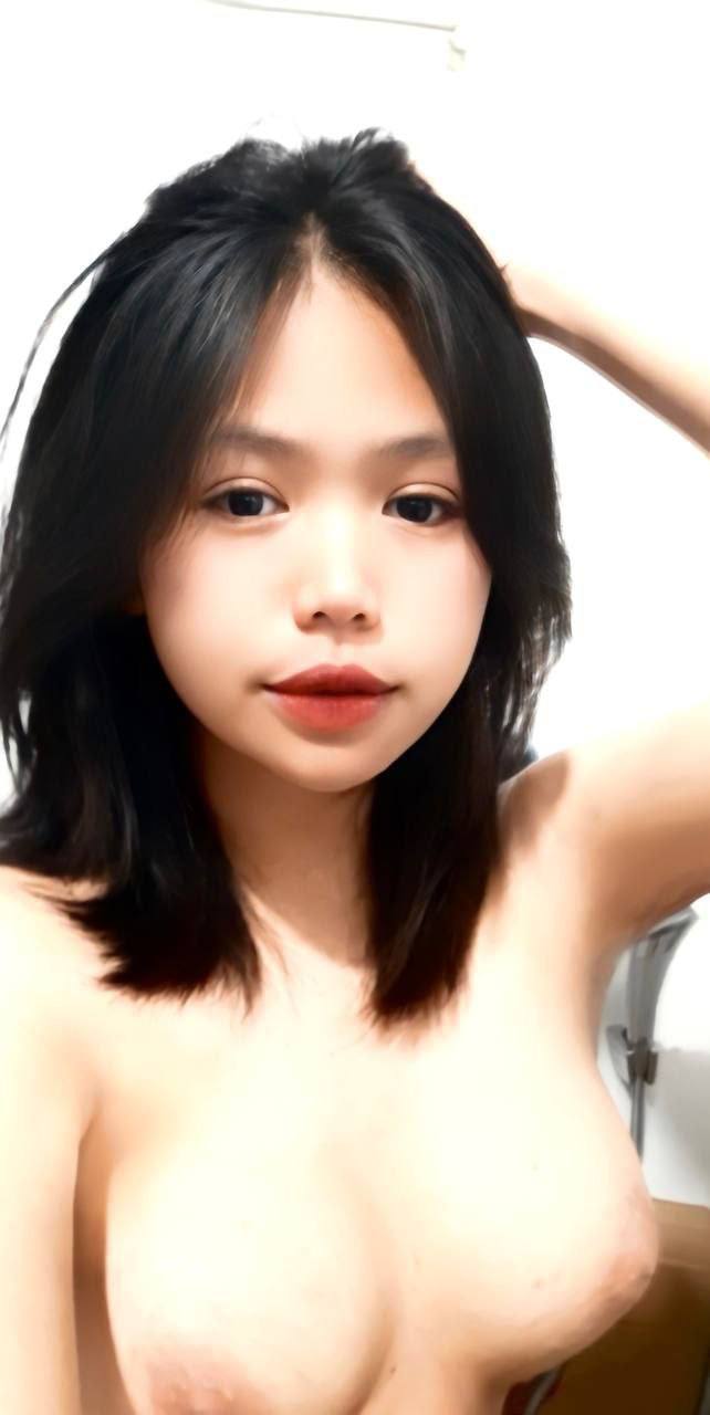 Cháu gái vừa sang chơi đã bị vợ yêu người chồng chú gạ chịch