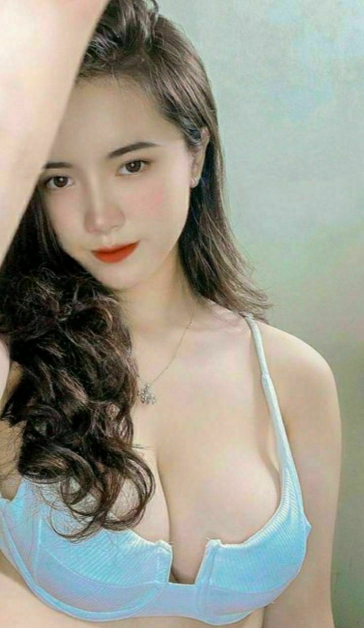 Chuốc bạn uống say, đụ với bà xã dâm của bạn